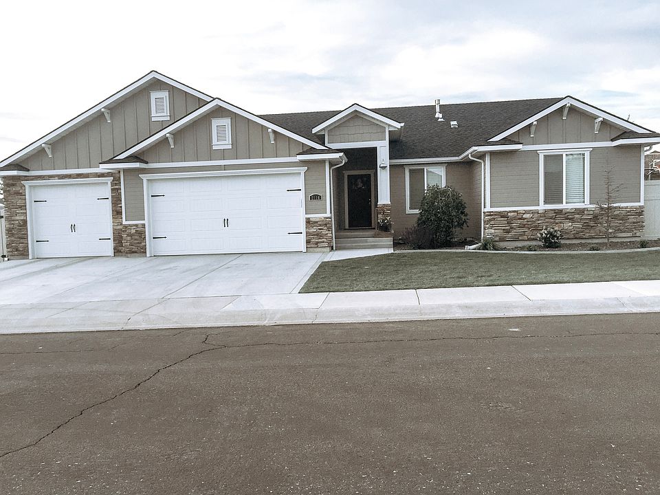 1st image of 2114 Settlers Ln