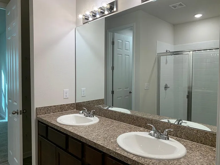 11560 Admirals Cove Dr — Photo 6