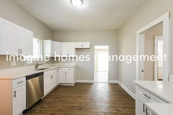1215 N Olney St — Photo 5