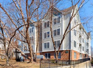 4 Lowe St UNIT 401, Norwalk, CT 06854