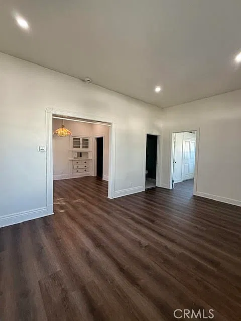 116 E Center St — Photo 3