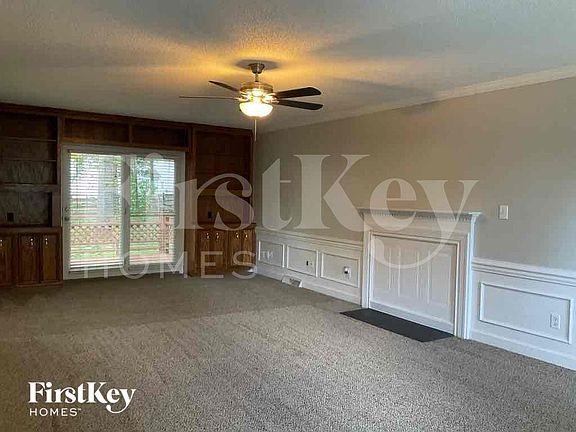 4th image of 110 Longbridge Dr