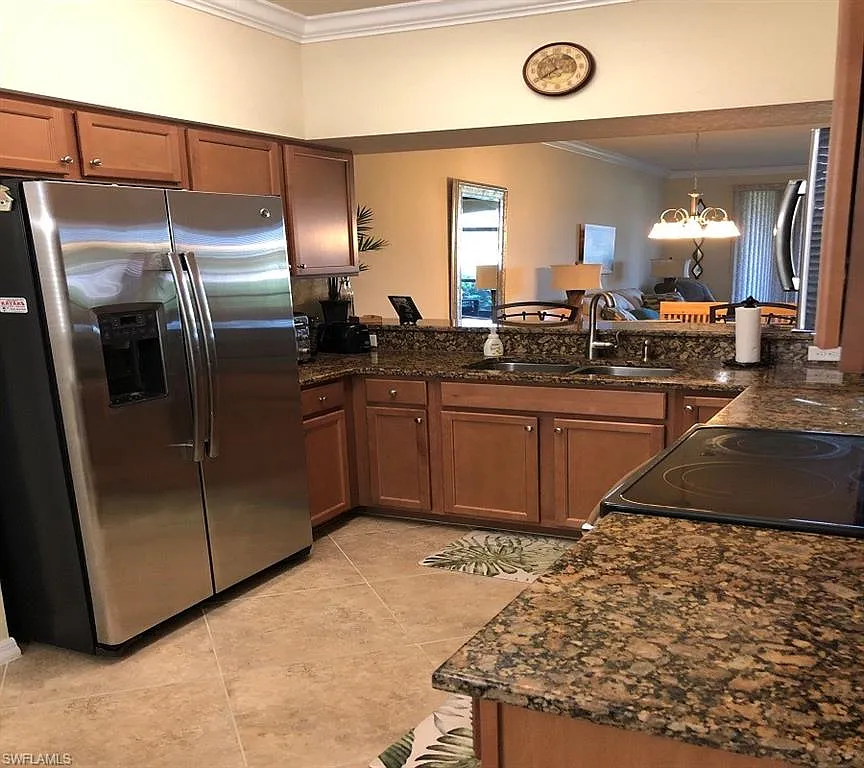 2 bed, 2.0 bath, 1122 sqft, $6,500 — Photo 2