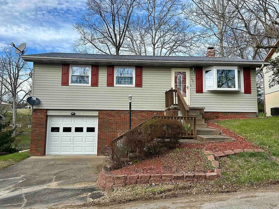 1st image of 108 Broadmoor Dr