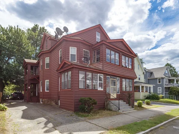 518-520 Armory St, Springfield, MA 01104