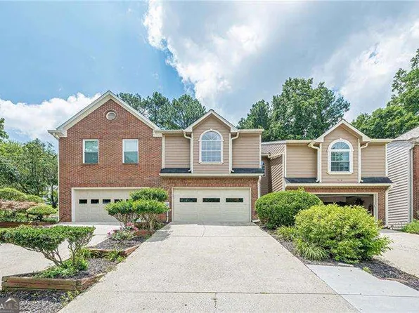 912 Edgewater Cir, Marietta, GA 30062