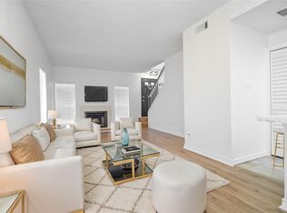 1515 Sandy Springs Rd #2201, Houston, TX 77042