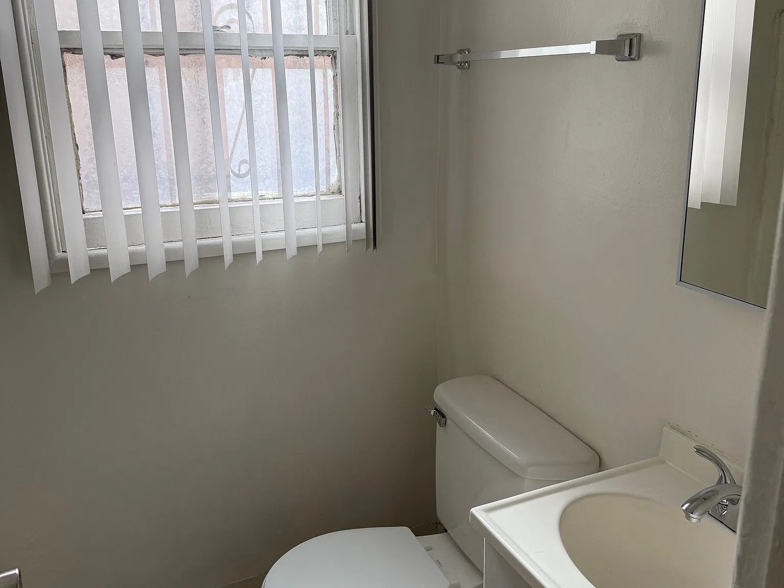 Studio, $1,595 — Photo 3