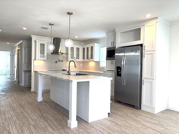 4th image of 621 Playhouse Rd #C175