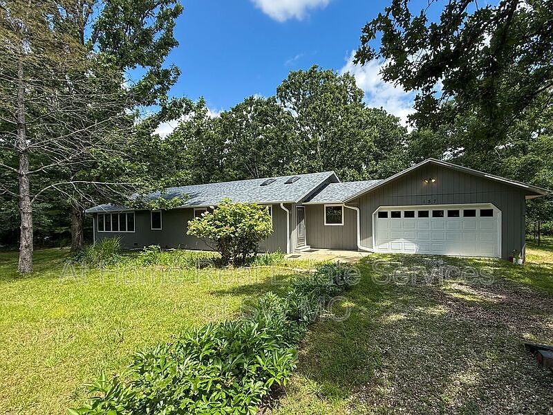 1st image of 157 Blackbird Dr