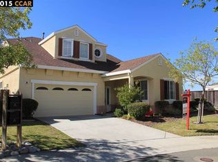 100 Overlook Ct, Hercules, CA 94547