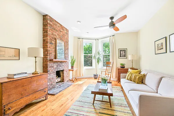 Sold by Compass | media 1
