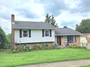 24 Craig Dr, Reading, PA 19606