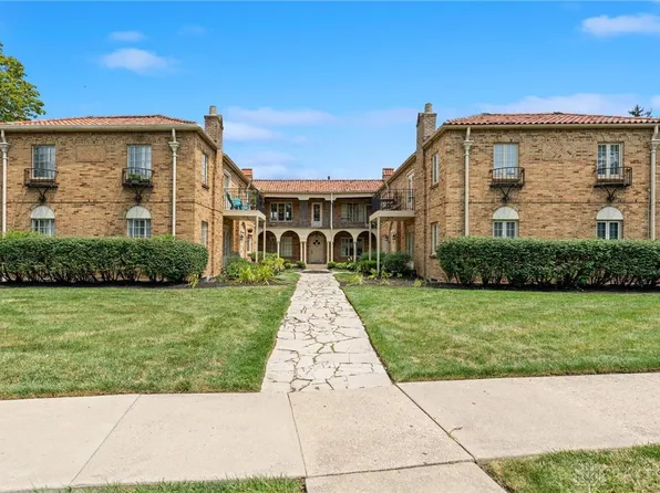2200 Far Hills Ave APT 4, Oakwood, OH 45419