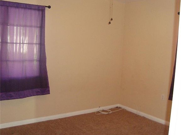5th image of 1160 E 33rd St