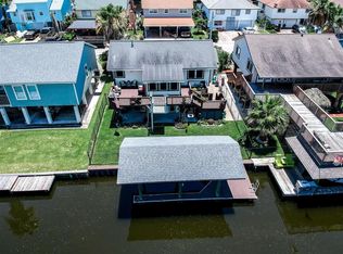 1010 Redfish St, Bayou Vista, TX 77563