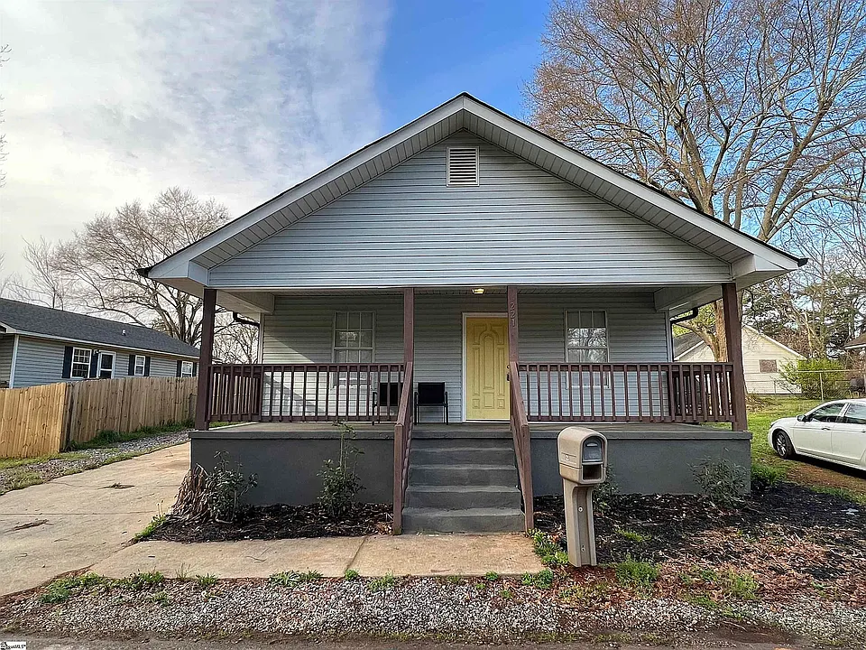 221 Church St