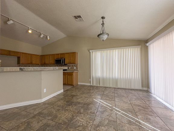 5th image of 4735 N 89th Dr