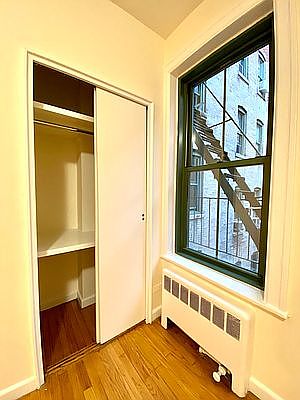 4th image of 528 E 79th St #4AV