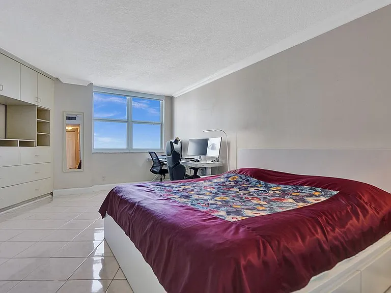 3180 S Ocean Dr #1504 — Photo 8