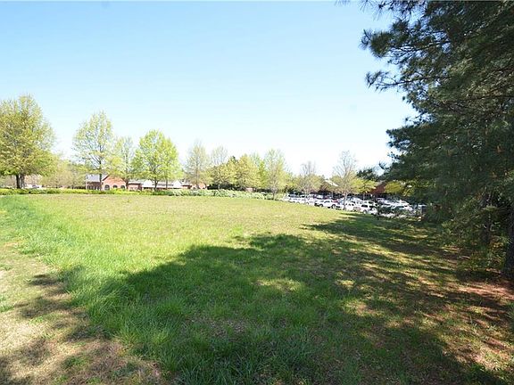4th image of 00 Johns Creek Ct