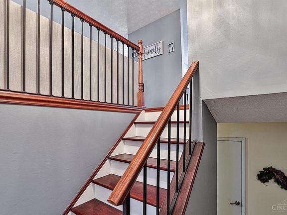 3rd image of 5880 Buckwheat Rd