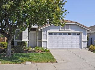 330 Trellis Ln, Vacaville, CA