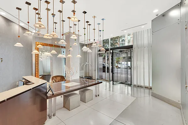 Sold by Corcoran | media 22