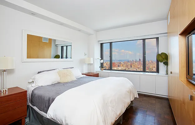 Rented by Compass | media 4