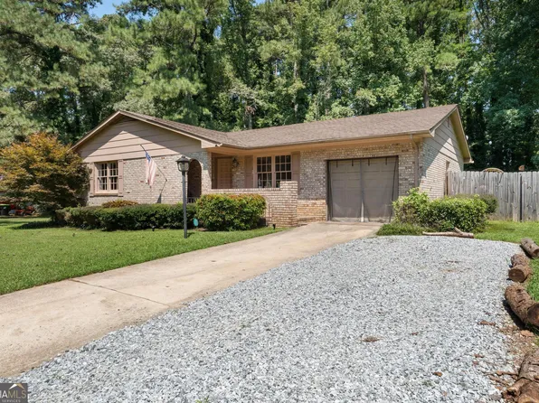 3266 Jodeco Pl, Jonesboro, GA 30236