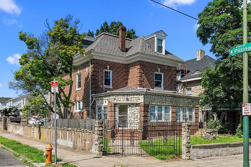 1 bed, 1.0 bath, $975 — Photo 4