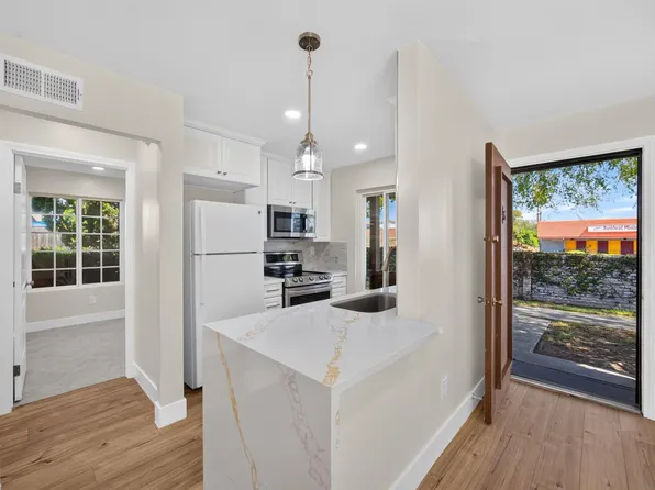 8318 Panorama Ridge Ct