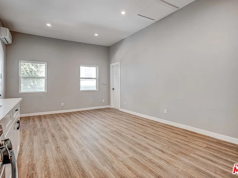 146 Witmer St — Photo 39
