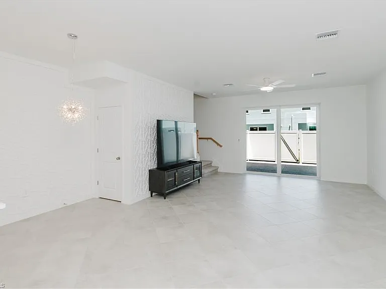 14815 White Pearl Rd #14815 — Photo 6