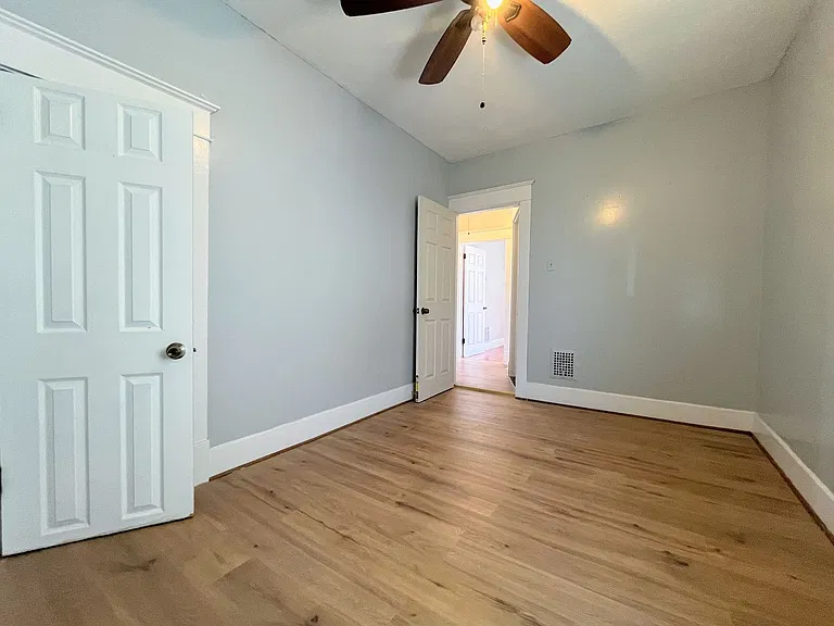 307 Berkshire Ave — Photo 8