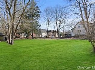 35 Dunderberg Road, Central Valley, NY 10917
