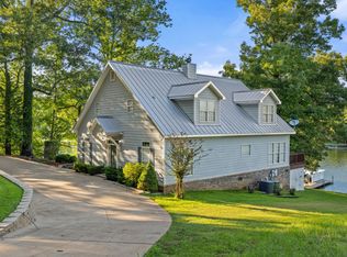 395 Bennett Way, Florence, AL 35634