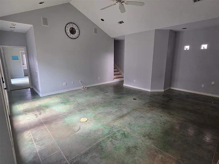 4531 Palmetto St — Photo 6