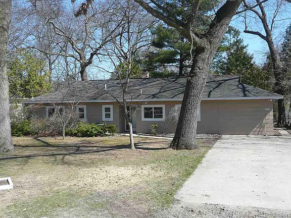 2nd image of 835 Indian Trail Blvd