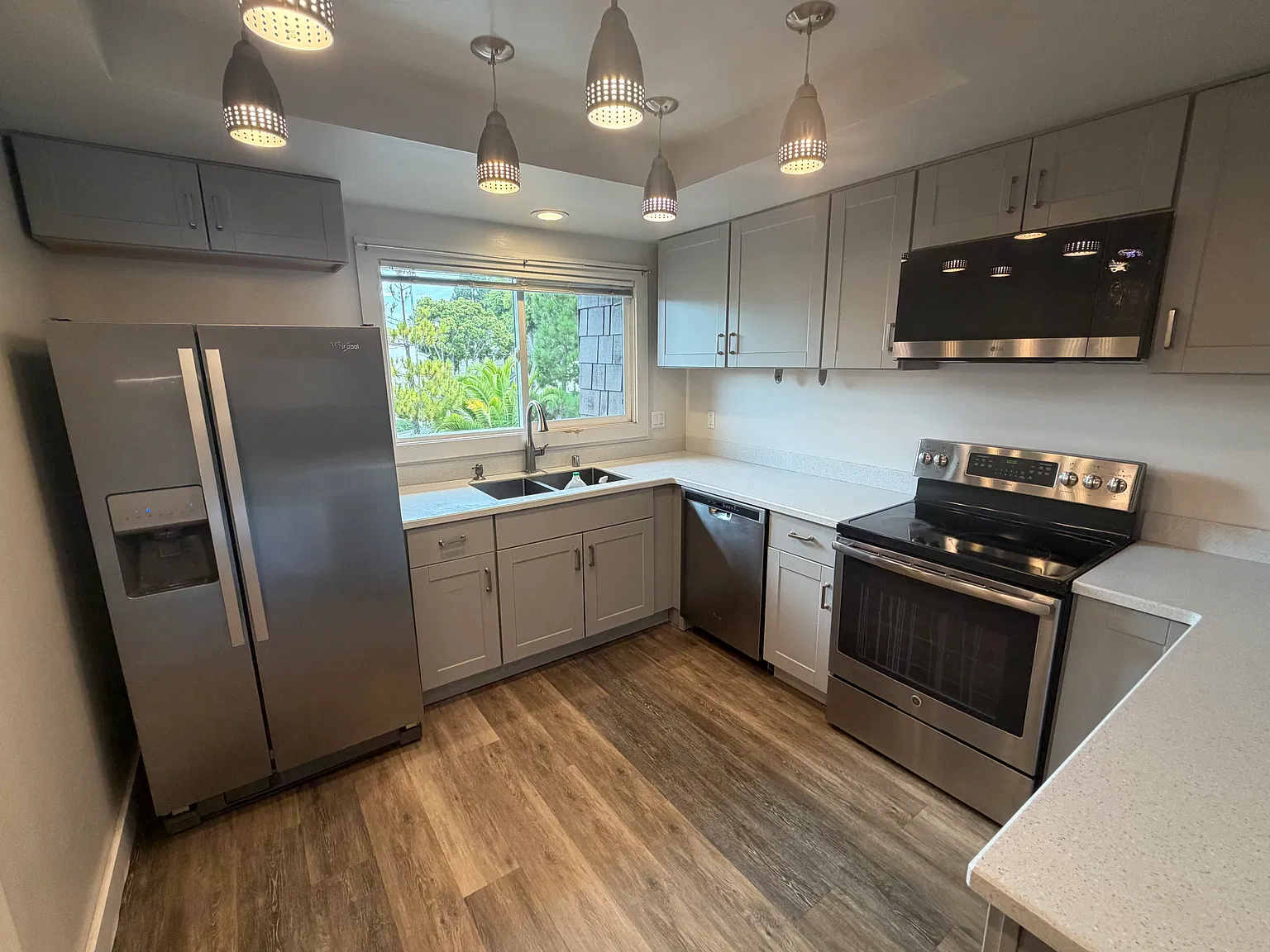 11295 Los Osos Valley Rd — Photo 1