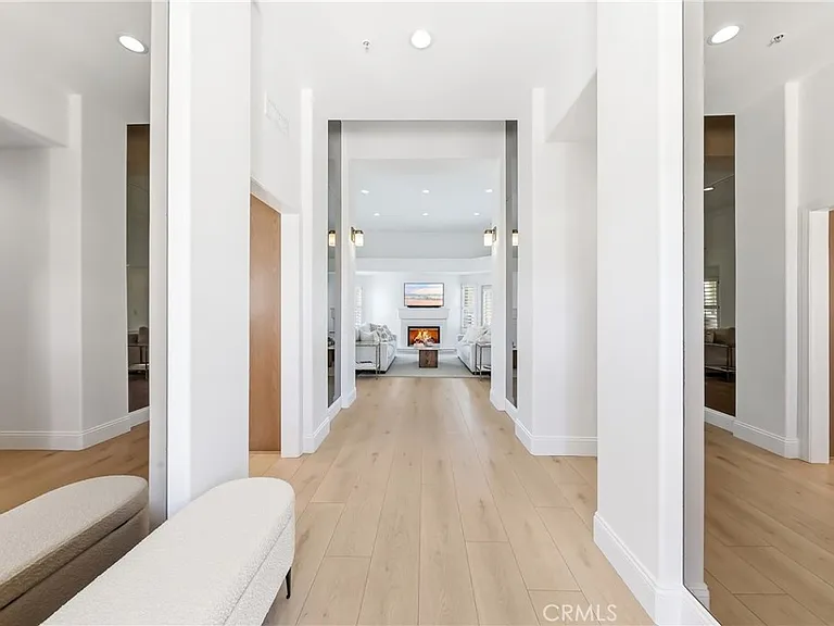 52 Plaza Vivienda — Photo 4