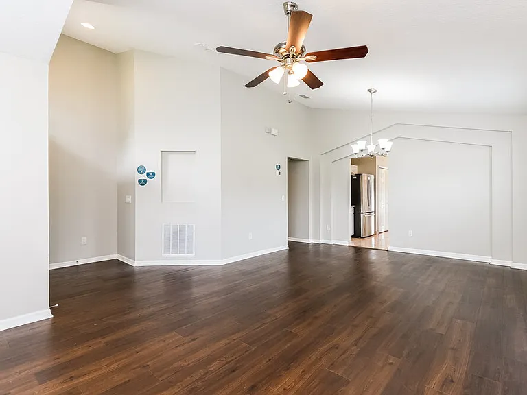 2769 Eagle Ridge Loop — Photo 4