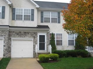 81 Chapel Hill Rd, Mount Laurel, NJ 08054