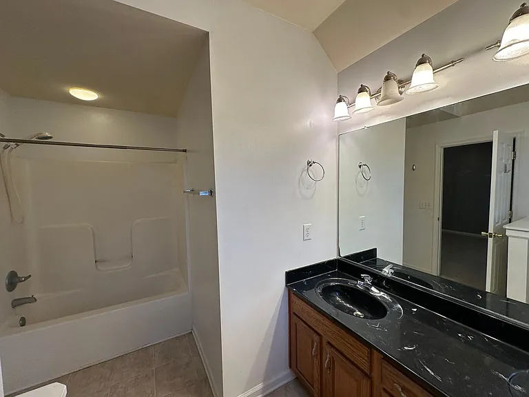 303 Princess Anne Cir — Photo 11