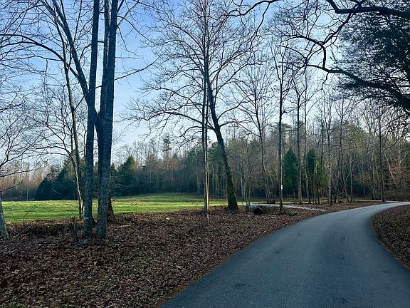 3rd image of 5 Radford Rd