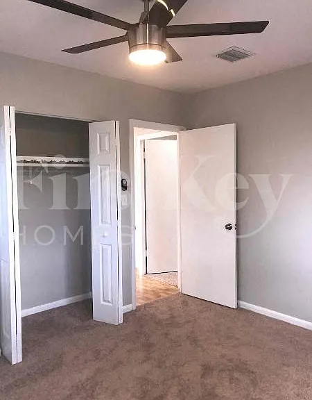 1211 N 74th Way — Photo 30