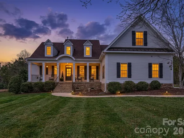 1862 White Fawn Ln, Rock Hill, SC 29730