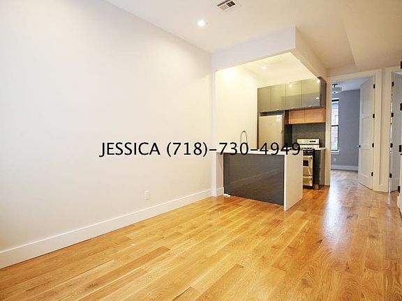 5th image of 679 Halsey St #2