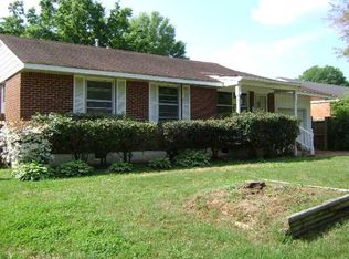 4949 Owen Rd, Memphis, TN 38122