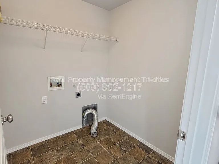 6206 Maryhill Ln — Photo 24